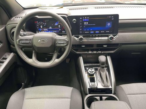 Used 2024 Chevrolet Colorado Trail Boss w/ Technology Package AWD/4WD image 13