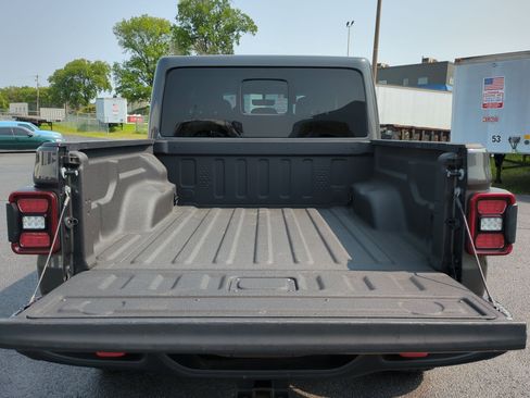 Used 2020 Jeep Gladiator Rubicon image 26