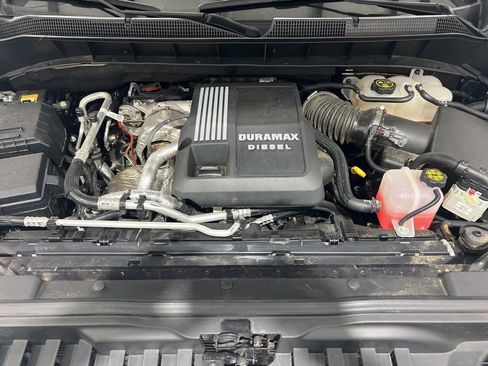 Used 2023 Chevrolet Silverado 1500 High Country w/ High Country Premium Package image 28