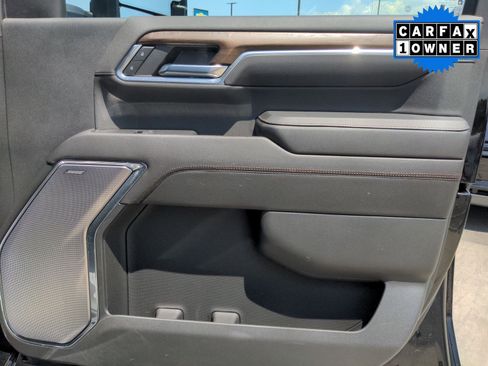 Used 2024 Chevrolet Silverado 2500 High Country w/ High Country Premium Package image 29