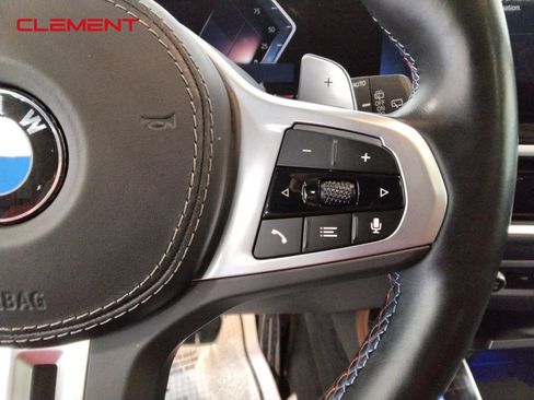 Used 2023 BMW X7 M60i image 12