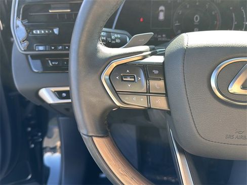 Used 2023 Lexus RX 350 Premium image 16