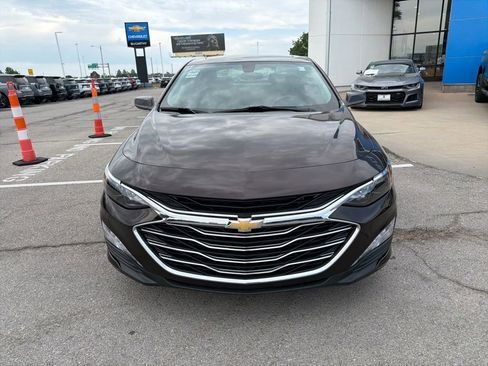 Certified 2021 Chevrolet Malibu LT FWD image 8