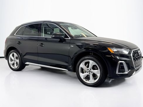 Used 2022 Audi Q5 2.0T Premium Plus w/ Premium Plus Package AWD/4WD image 3