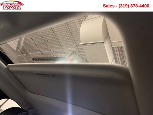 Used 2022 MAZDA CX-30 AWD 2.5 S w/ Preferred Package image 21