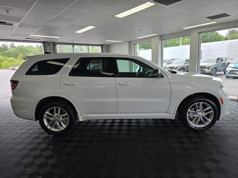 Used 2025 Dodge Durango GT AWD/4WD image 2