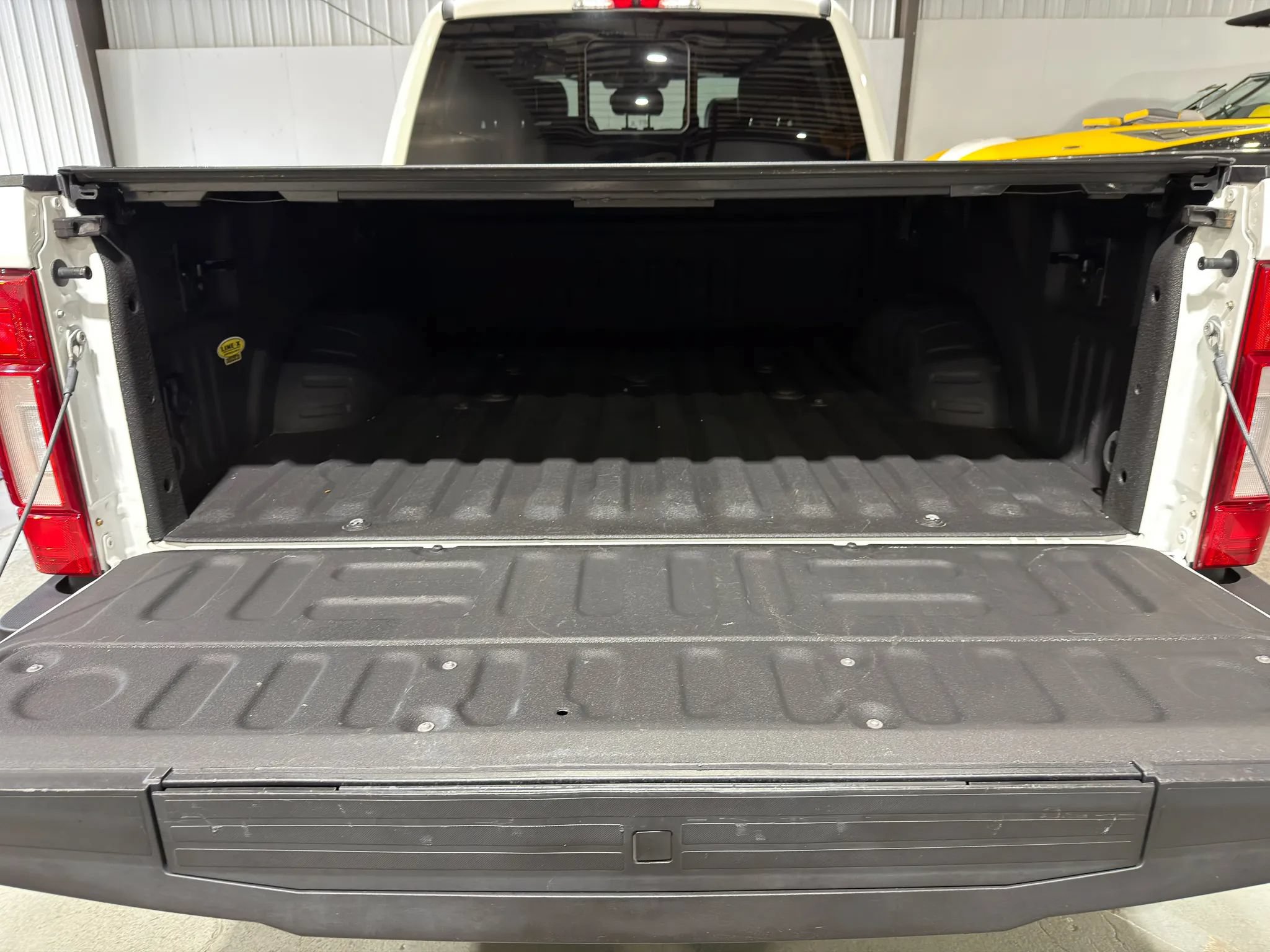 Used 2020 Ford F350 Platinum AWD/4WD image 10