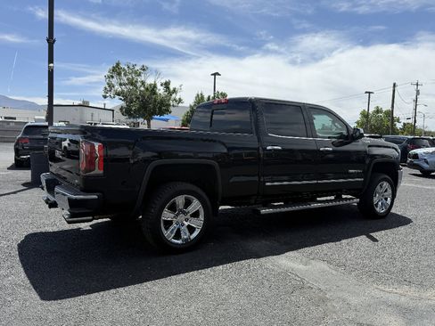 Used 2018 GMC Sierra 1500 SLT AWD/4WD image 5
