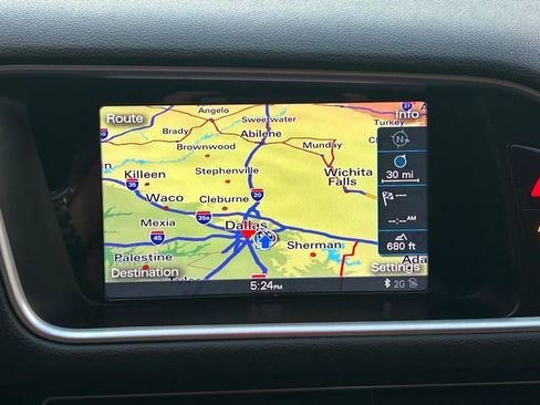 Used 2017 Audi Q5 2.0T Premium Plus w/ Technology Package image 25