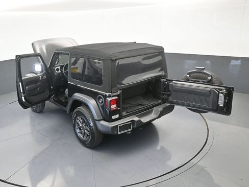 Used 2024 Jeep Wrangler Sport S image 56