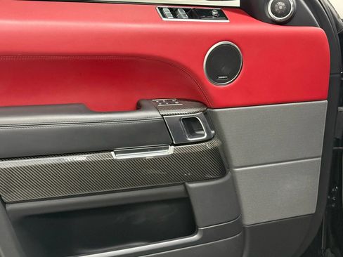 Used 2021 Land Rover Range Rover Sport SVR image 24