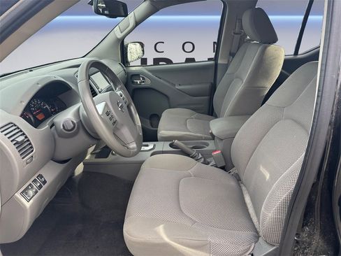 Used 2021 Nissan Frontier SV image 10