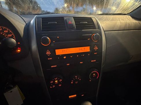 Used 2010 Toyota Corolla LE w/ LE EVP Pkg #1 FWD image 9