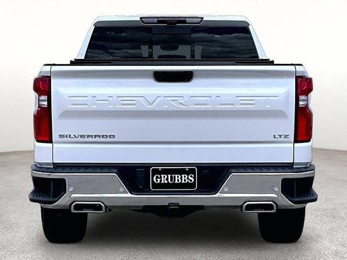 Used 2023 Chevrolet Silverado 1500 LTZ w/ Technology Package AWD/4WD image 4