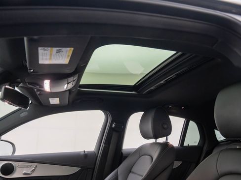 Used 2023 Mercedes-Benz GLC 300 4MATIC Coupe image 18