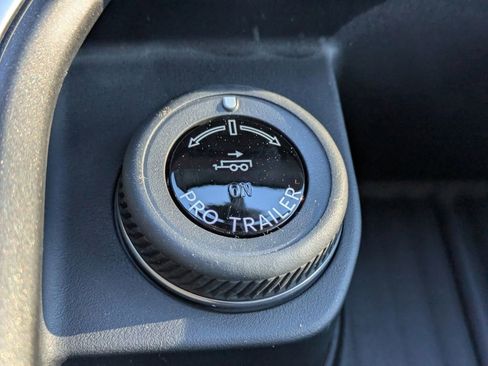 New 2026 Ford Expedition Active RWD image 28