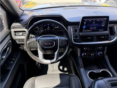 Used 2021 GMC Yukon XL SLT AWD/4WD image 41