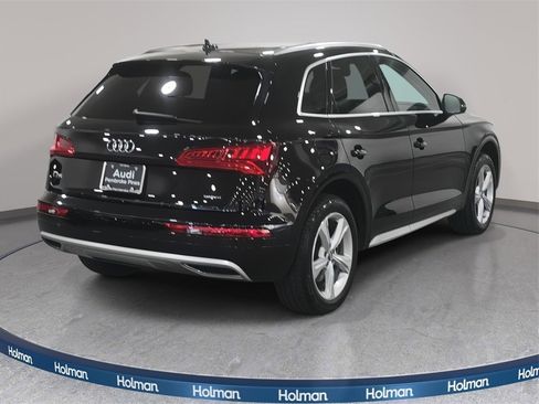 Used 2020 Audi Q5 2.0T Premium w/ Convenience Package image 6
