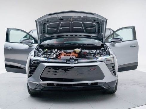 New 2026 Chevrolet Blazer EV RS w/ LPO, All-Weather Mat Package image 17