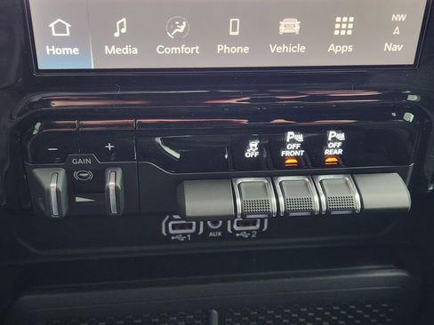New 2026 RAM 1500 Lone Star AWD/4WD image 14