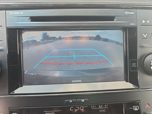 Used 2016 Toyota Avalon Touring FWD image 24