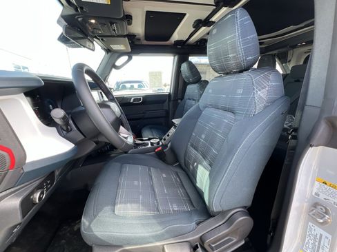 New 2026 Ford Bronco Heritage Edition AWD/4WD image 13
