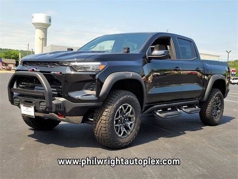 New 2025 Chevrolet Colorado ZR2 w/ Off-Road Front Bumper Package image 5