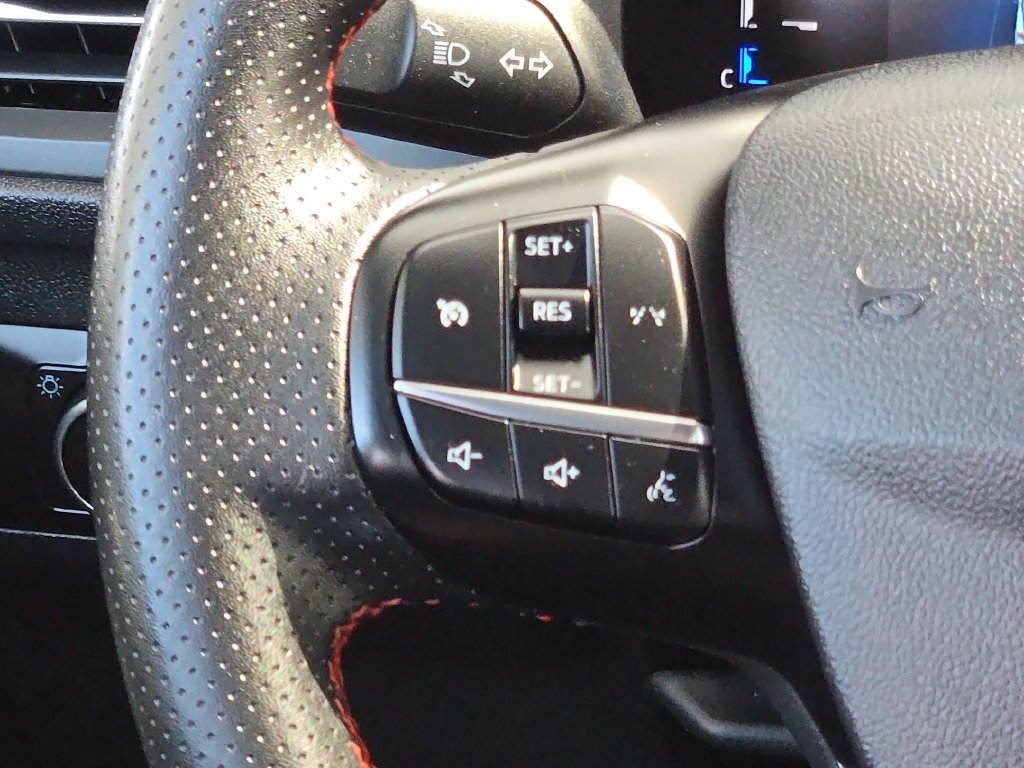 Used 2025 Ford Escape ST-Line AWD/4WD image 23