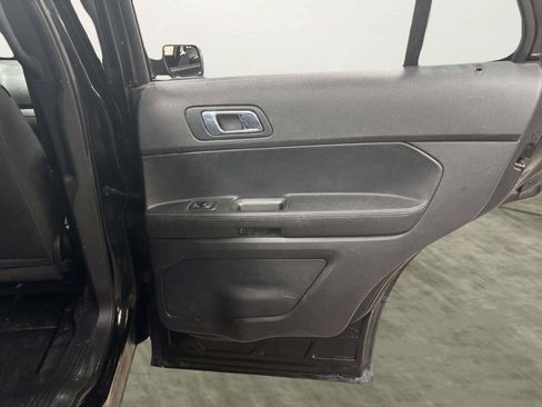 Used 2018 Ford Explorer 4WD Police Interceptor image 17