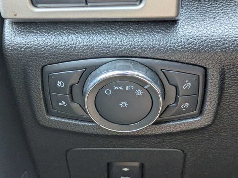 Used 2017 Ford F150 Lariat AWD/4WD image 12