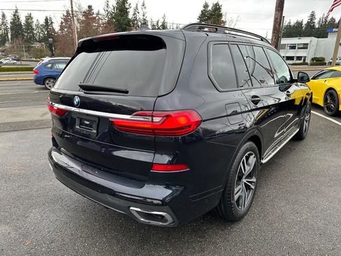Used 2022 BMW X7 xDrive40i w/ M Sport Package AWD/4WD image 7