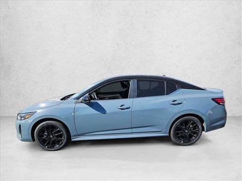 New 2025 Nissan Sentra SR image 2