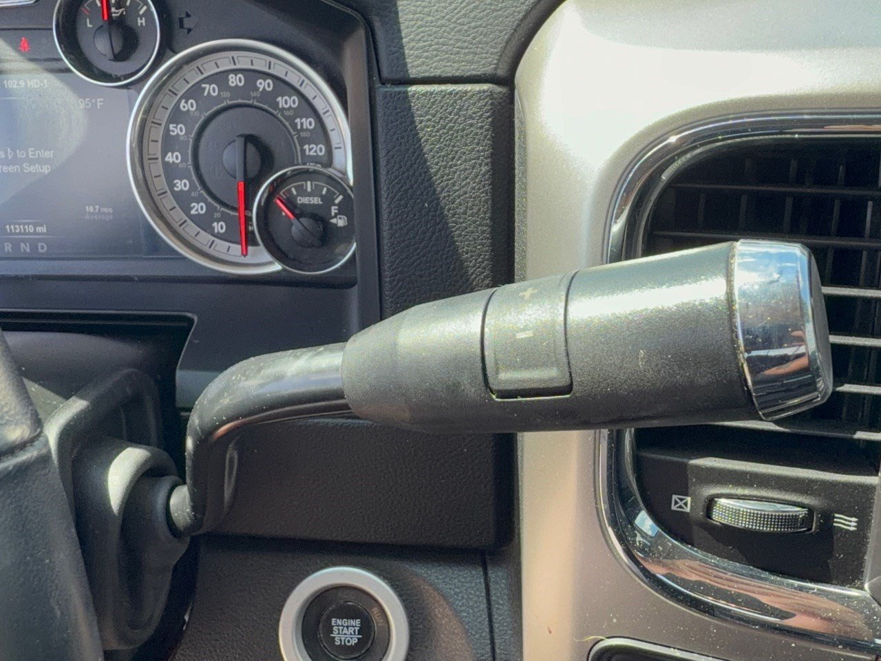 Used 2018 RAM 2500 Laramie w/ Convenience Group AWD/4WD image 21
