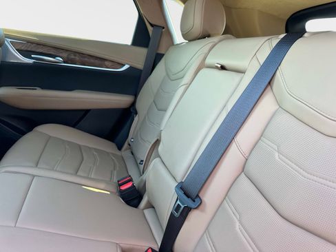Used 2024 Cadillac XT5 Premium Luxury w/ Platinum Package image 13