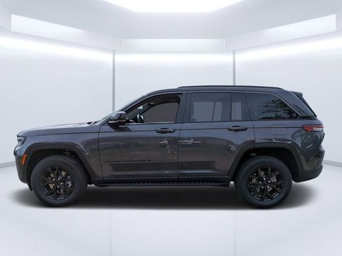 New 2026 Jeep Grand Cherokee Altitude AWD/4WD image 6