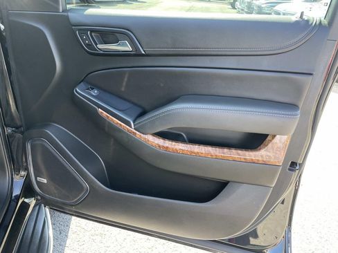 Used 2018 Chevrolet Tahoe Premier AWD/4WD image 27