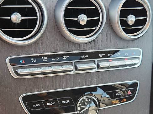 Used 2020 Mercedes-Benz C 300 4MATIC Sedan image 8