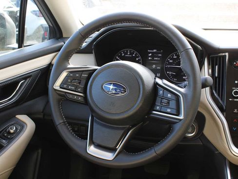 Used 2025 Subaru Outback Premium image 23