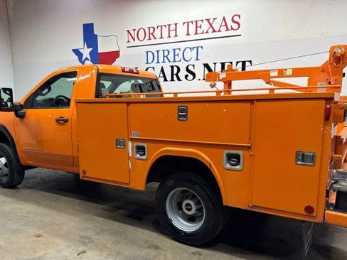 Used 2020 GMC Sierra 3500 2WD Regular Cab w/ Fleet Convenience Package image 9