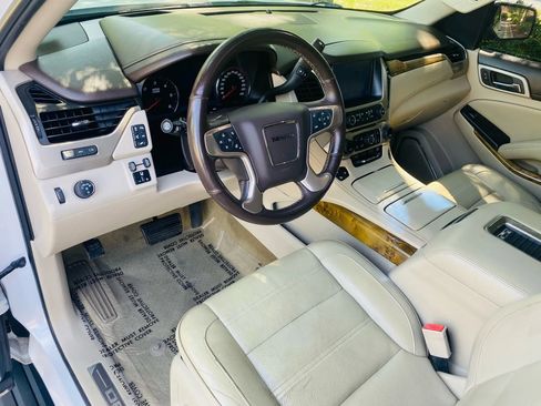 Used 2016 GMC Yukon Denali w/ Open Road Package image 8