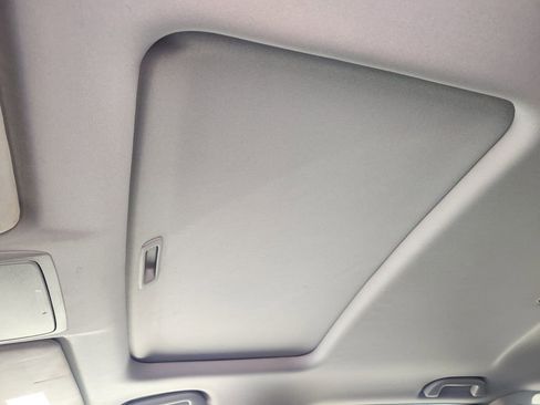 Used 2020 Honda CR-V Touring image 29