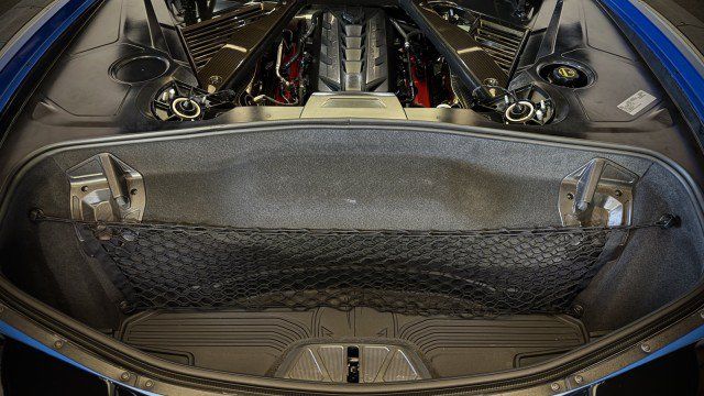 Used 2024 Chevrolet Corvette Stingray Premium Cpe w/ Z51 Performance Package RWD image 27