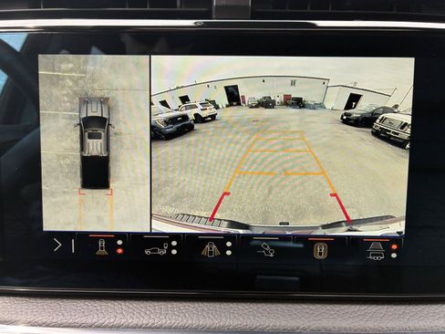 Used 2025 GMC Sierra 2500 Denali AWD/4WD image 43