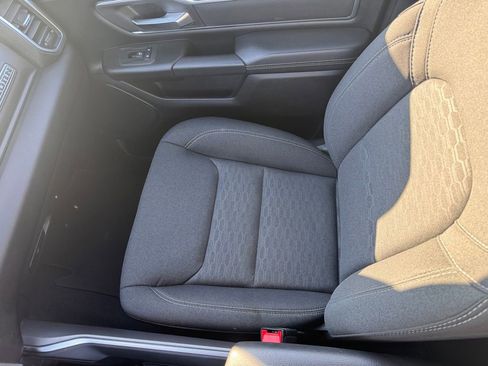 Used 2025 RAM 1500 Big Horn image 24