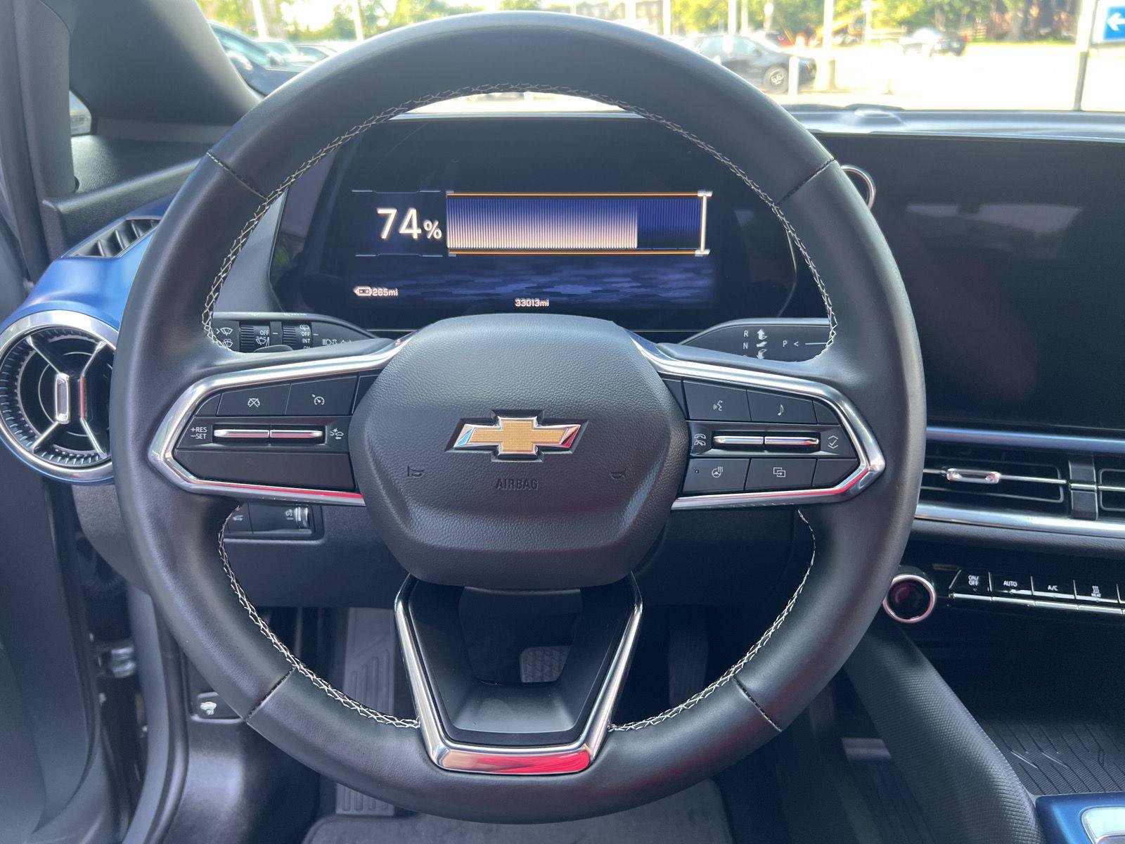 Used 2024 Chevrolet Equinox EV LT FWD image 20