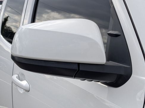 Used 2022 Toyota Tacoma TRD Sport image 11