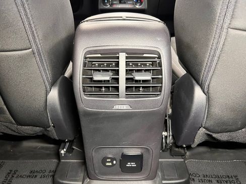 Used 2024 Ford Bronco Sport Badlands image 11