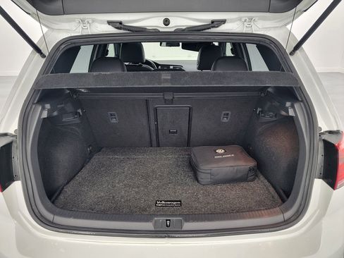 Used 2016 Volkswagen GTI SE FWD image 31