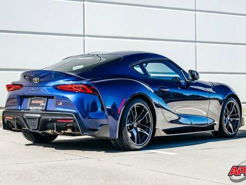Used 2020 Toyota Supra Premium w/ Driver Assist Package image 9