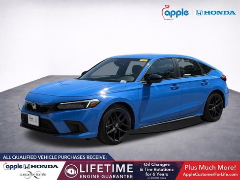 Used 2024 Honda Civic Sport image 3